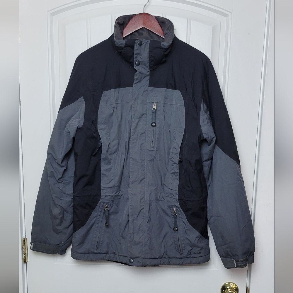 LL Bean Men's Gray And Black Ski Coat